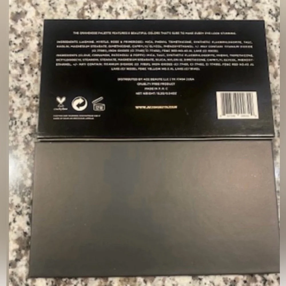 Ace Beaute Grandiose Palette BNIB - Picture 6 of 6